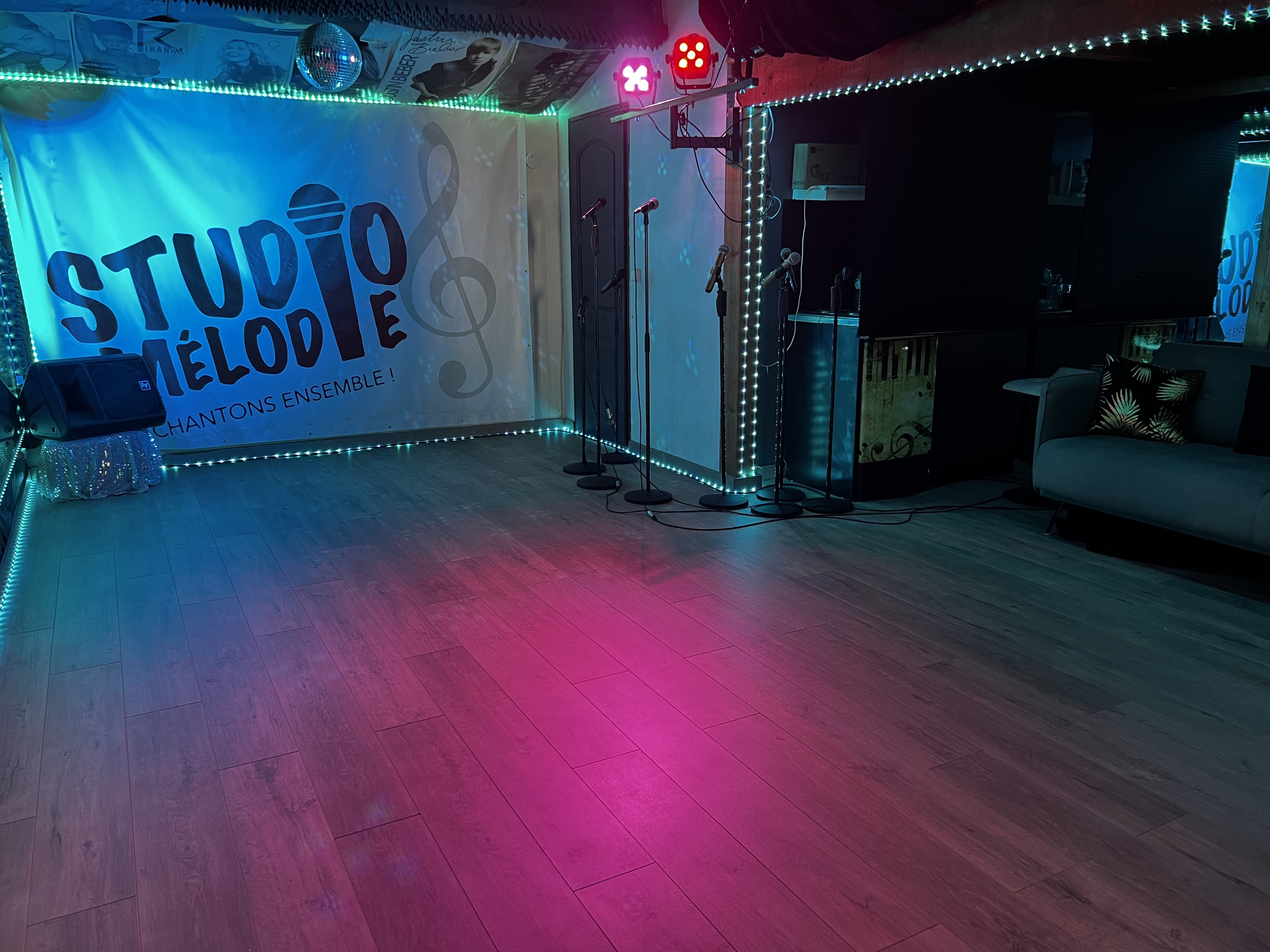 Studio 2023